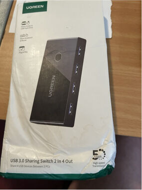 Sharing Switch 2 in 4 out USB 3.0 Ugreen Plug and Play Model US216
